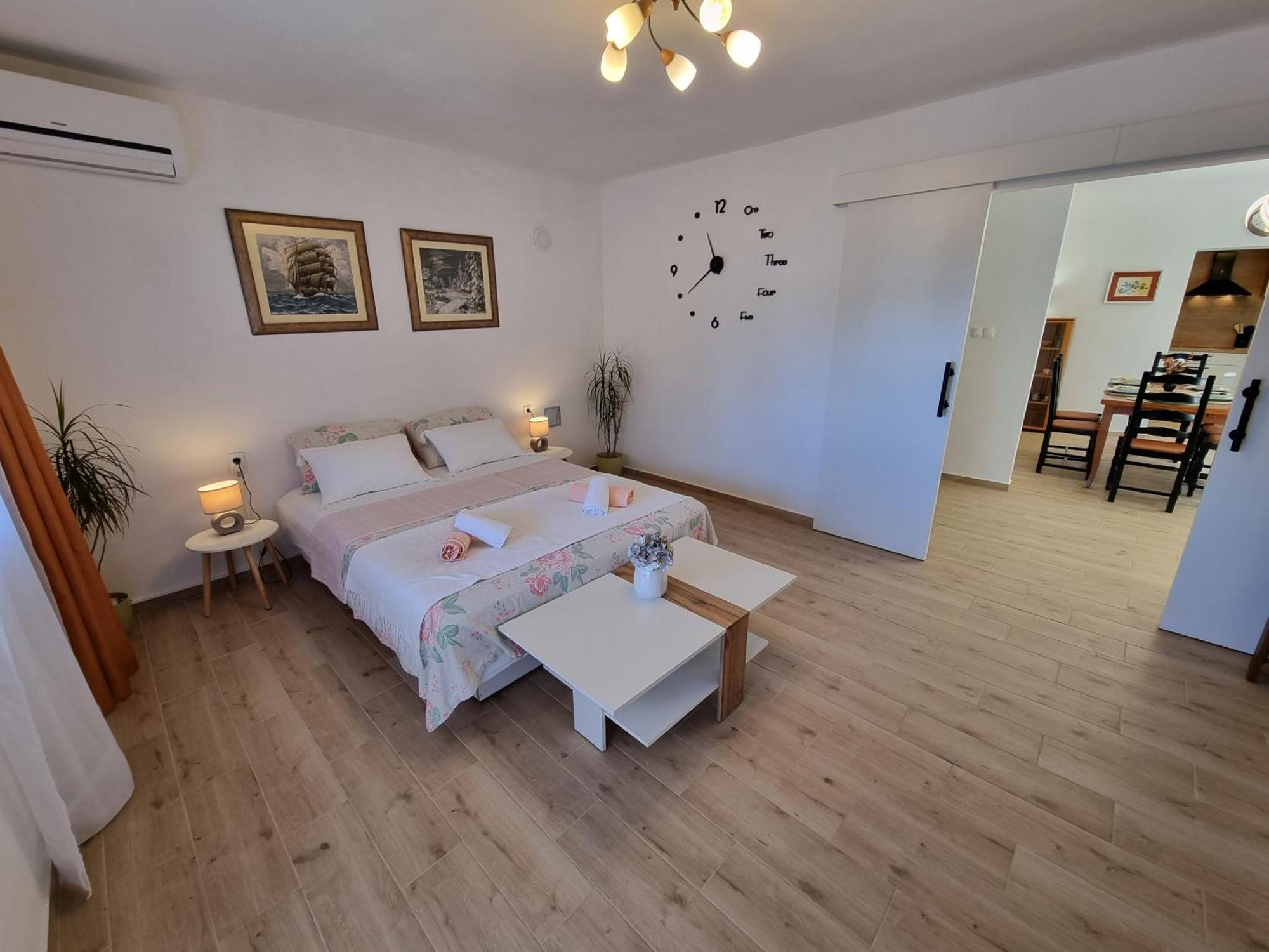 Apartment Bruno Цриквеница Экстерьер фото