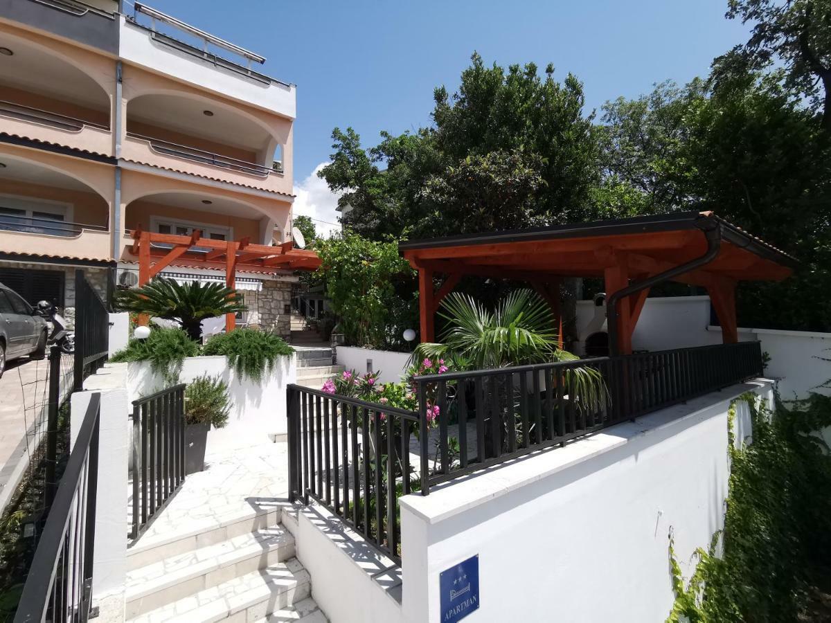 Apartment Bruno Цриквеница Экстерьер фото
